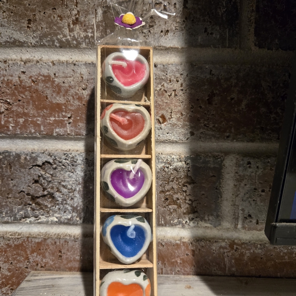 Heart-Shaped Colorful Chakra Candle Set